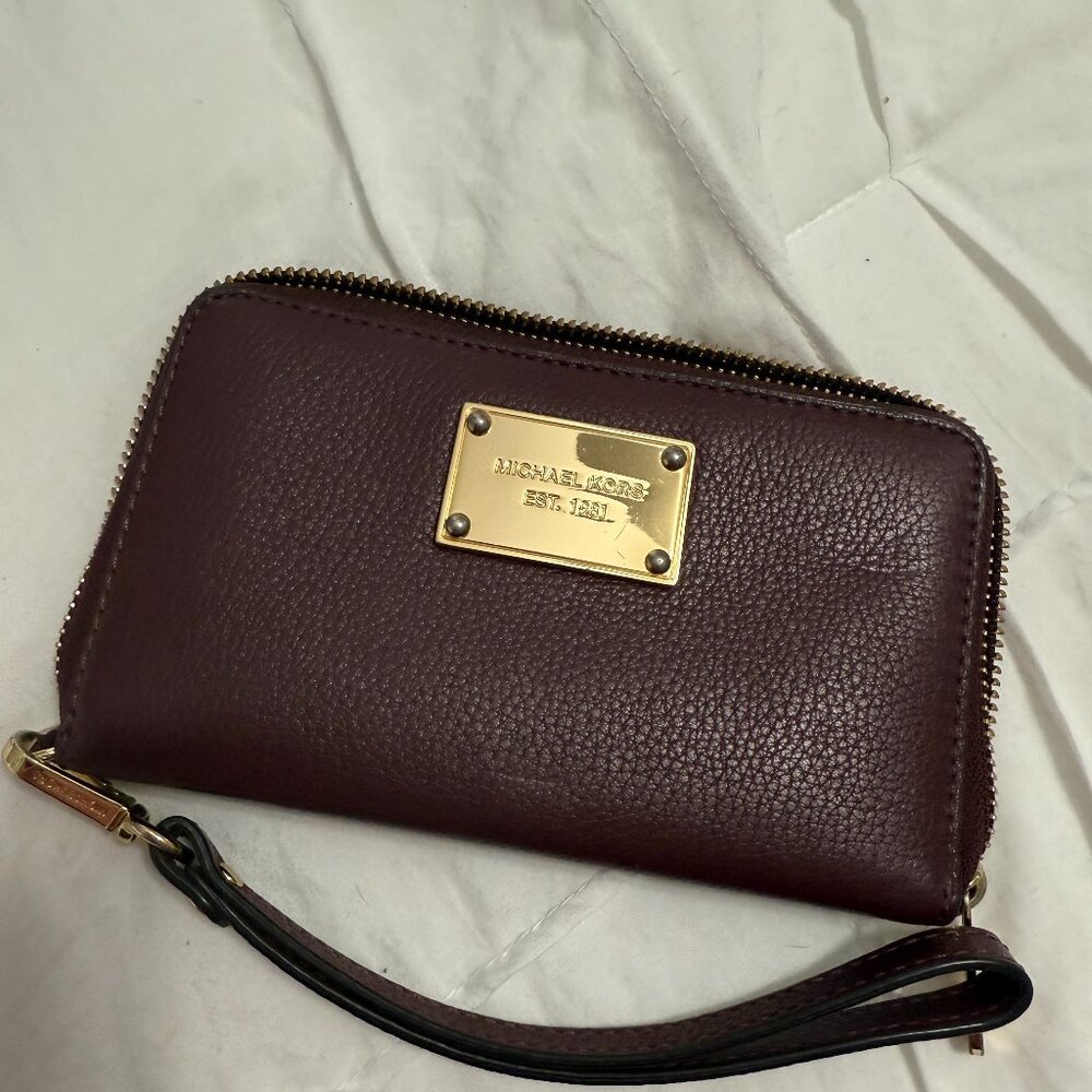 Michael Kors Wristlet Wallet